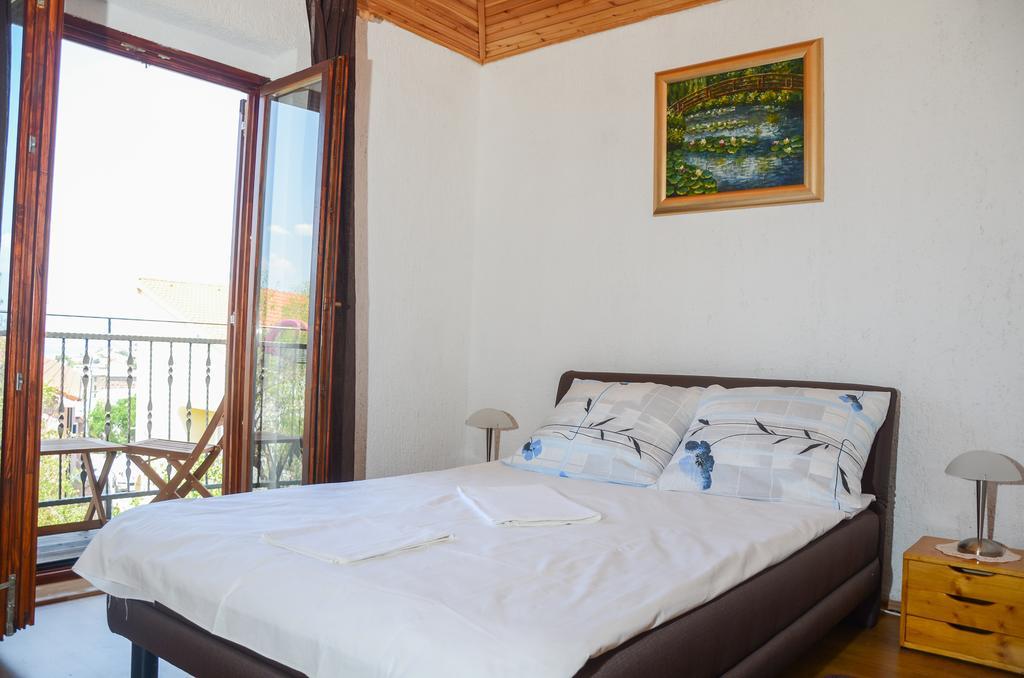 Apartments Nikola Senj  Bagian luar foto