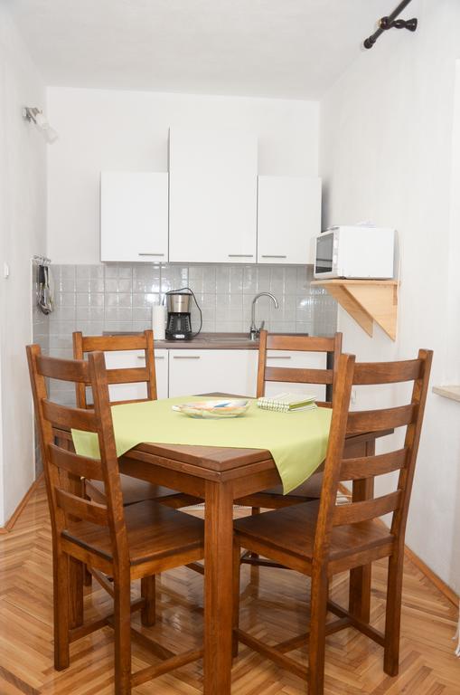 Apartments Nikola Senj  Bagian luar foto